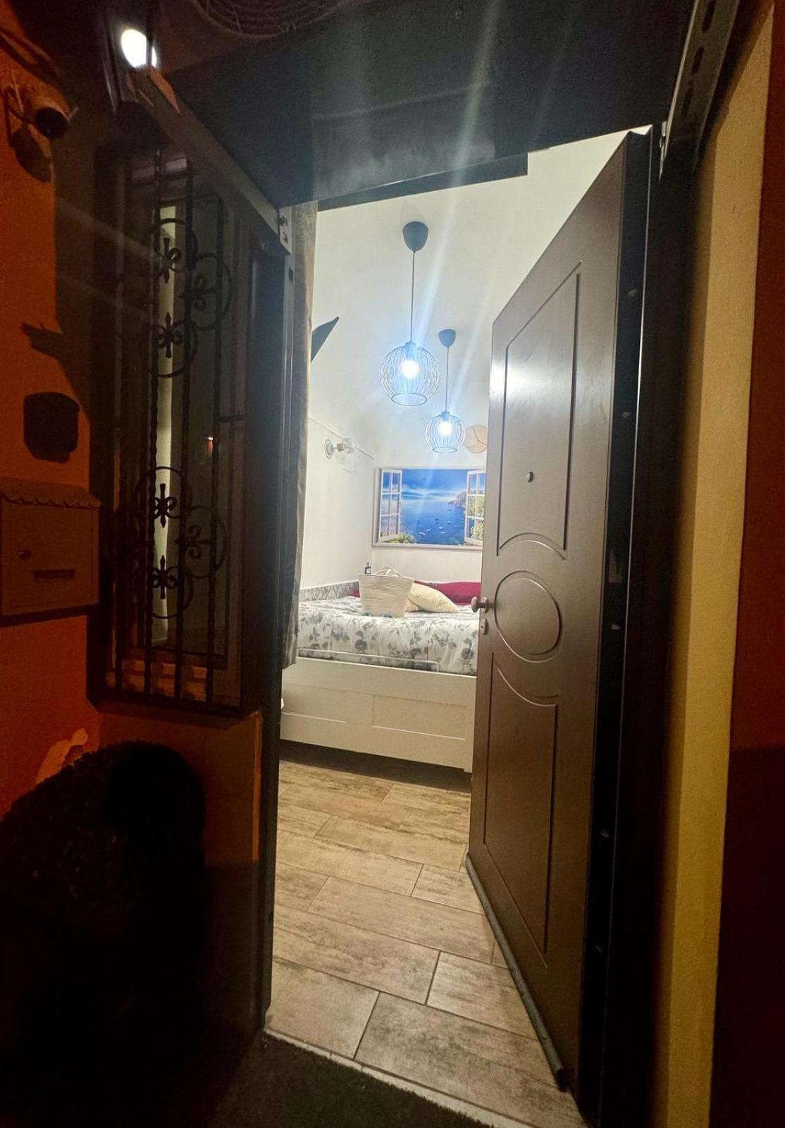 Casina Via Foria Bed & Breakfast Napoli Ngoại thất bức ảnh